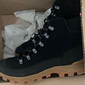 Kohl's Black and Tan Men's Boots